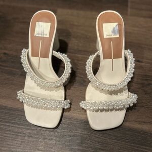 Dolce Vita Noel- Pearl Heels